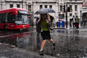 London weather warning as rush-hour commuters face 'certain' rain