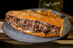 To seed or not to seed? Philly’s old-school cheesesteak shops rethink their roll options