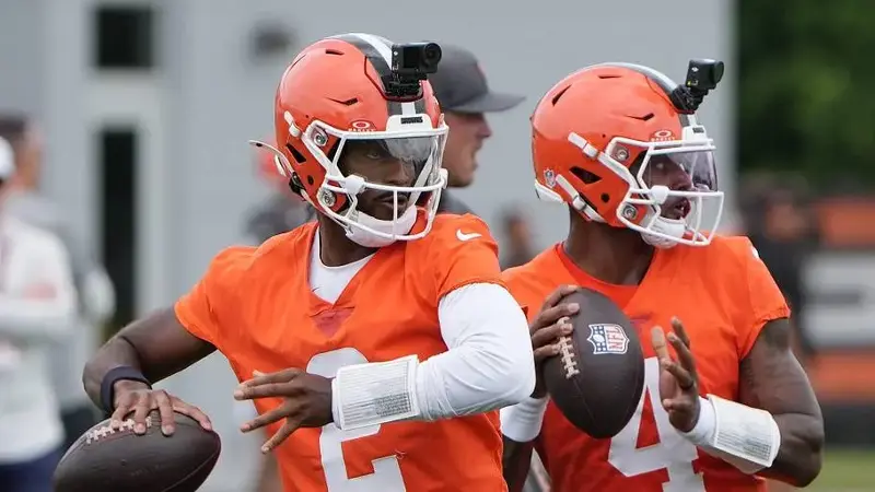 Deshaun Watson, Shedeur Sanders - Cleveland Browns