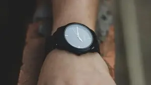 How I choose a watch for my wrist size: Because the wrong dial can ruin a great outfit