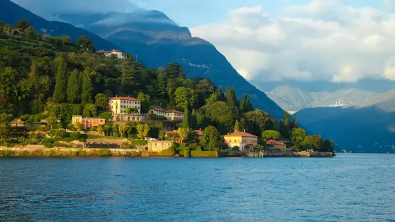 View of houses and villas on the shores of Lake Como in Italy
