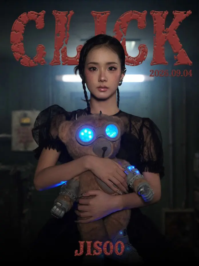 Jisoo in a dark, lacy dress holds a glowing blue-eyed teddy bear, with the word 'CLICK' displayed prominently above her.