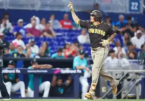 Late homers by Manny Machado, Jackson Merrill help Padres complete sweep of Marlins