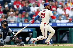 Phillies clinch MLB playoffs berth