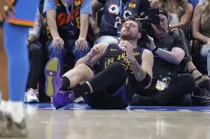 NBA: Lakers fall to Thunder as Luka Doncic leaves with hamstring injury