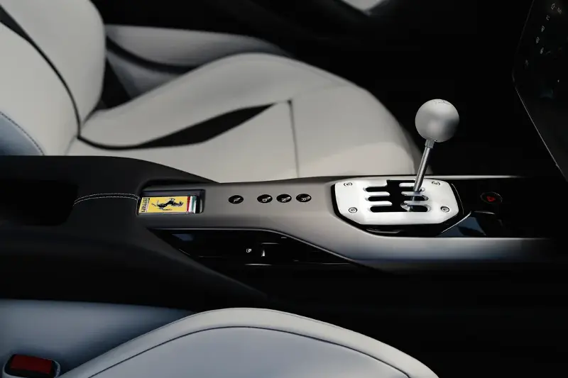 Ferrari 12Cilindri Manuale
