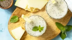 Sugar-free Muskmelon Mint Lassi With Chia Seeds: A Low-calorie Weight Loss Smoothie Recipe For Healthy Breakfast