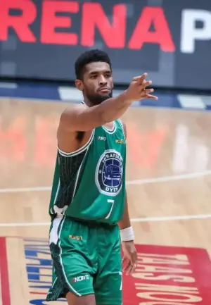 Ahanmisi leads all locals in scoring