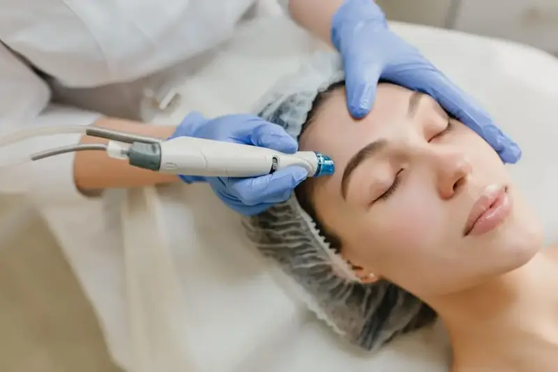A credible consultation begins with detailed facial mapping and a respect for individual anatomy, not a rate card.